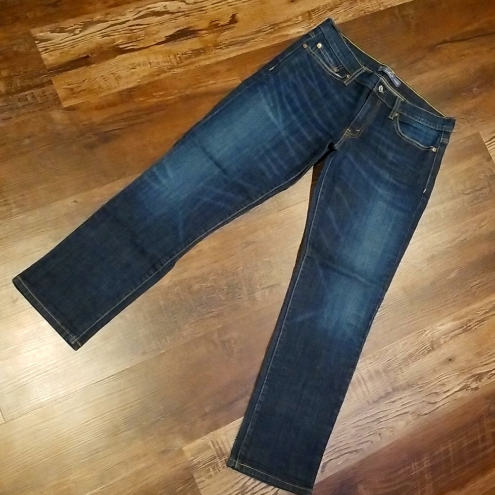 Levi's boyfriend jeans sz 7, sweet dark denim